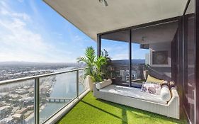 Mantra Circle On Cavill High Floor Spa Luxury